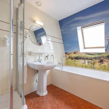 Otel Fletcher Restaurant De Witte Raaf 4*