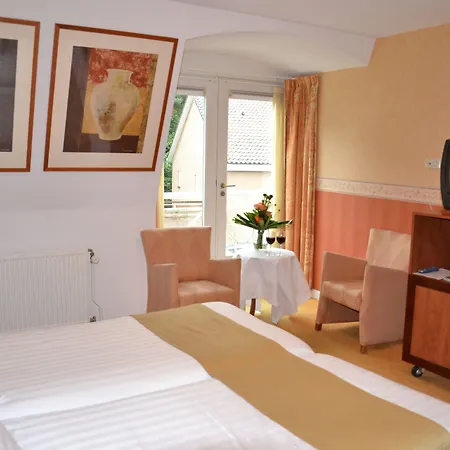 Fletcher Restaurant De Witte Raaf 호텔