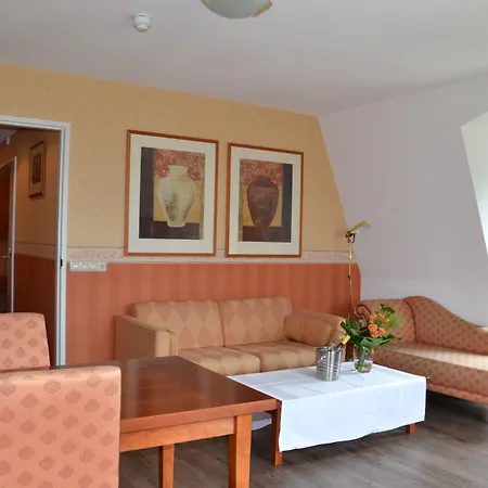 Fletcher Restaurant De Witte Raaf Hotel 4*