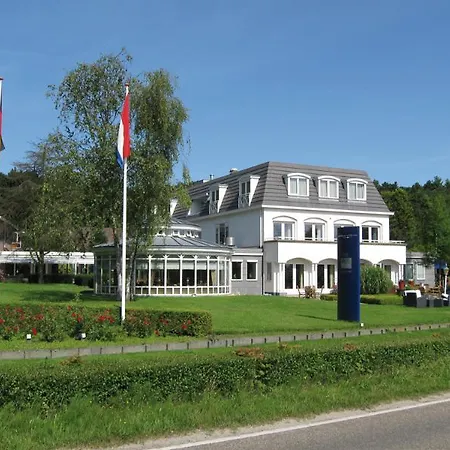 Otel Fletcher Restaurant De Witte Raaf 4*