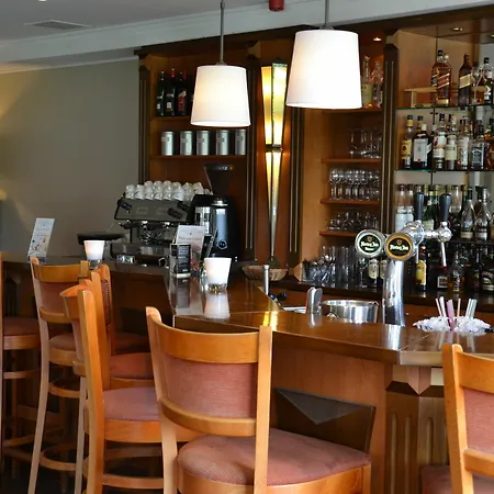Fletcher Restaurant De Witte Raaf Otel 4*