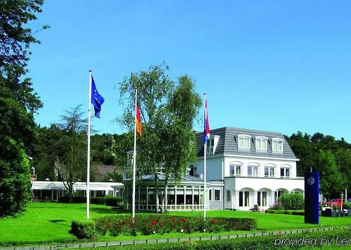 Fletcher Restaurant De Witte Raaf ホテル ノールトウェイク