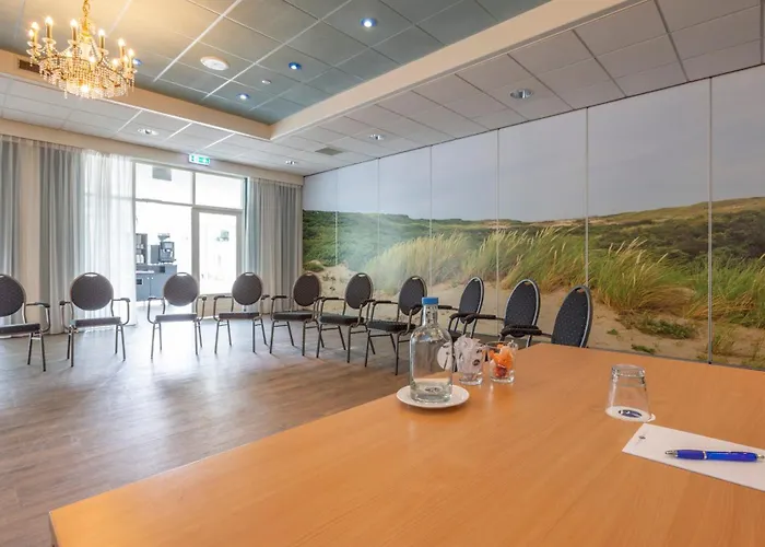 Fletcher Restaurant De Witte Raaf ホテル 4*