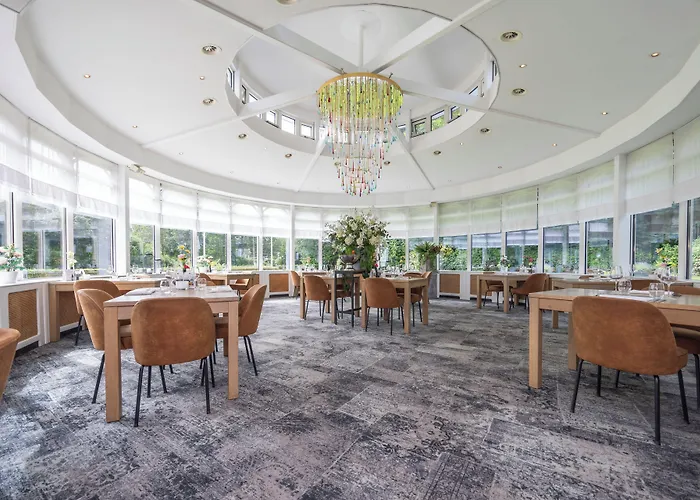 Fletcher Restaurant De Witte Raaf ホテル 4*