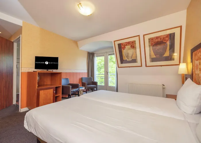 ホテル Fletcher Restaurant De Witte Raaf ノールトウェイク