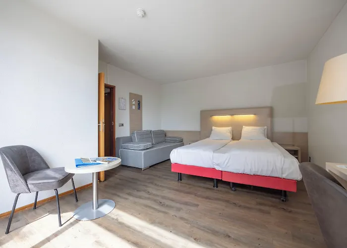 Fletcher Restaurant De Witte Raaf Hotel 4*