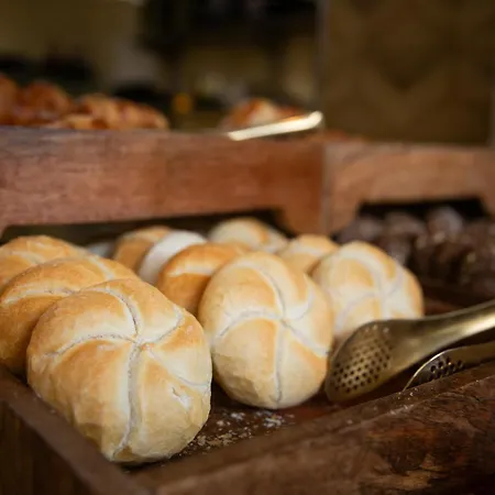 Fletcher Restaurant De Witte Raaf 4*