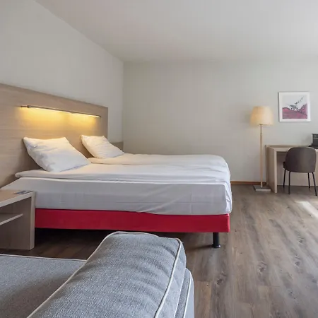 Hotel Fletcher Restaurant De Witte Raaf 4*