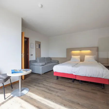 Fletcher Restaurant De Witte Raaf Hotel 4*