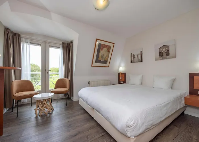 Fletcher Restaurant De Witte Raaf מלון נורדוויק